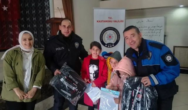 Polis ekiplerinden öğrencilere 'güvenlik kuralları' eğitimi