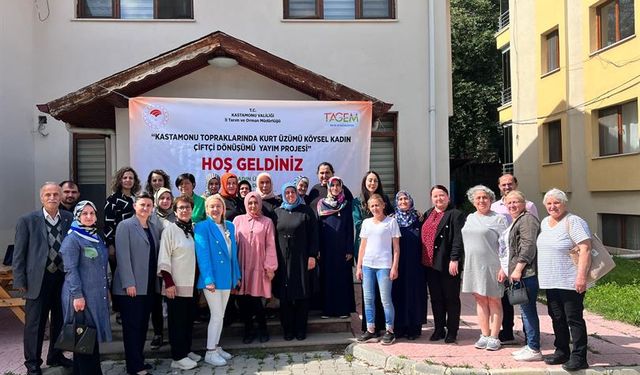 Hanönülü hanımlara 'Kurt Üzümü' anlatıldı