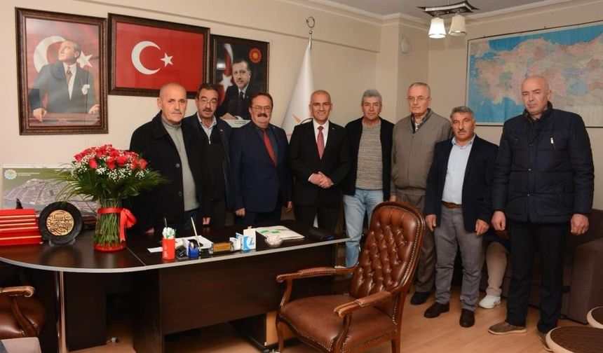 İlçe Belediye Başkanı, aday adaylığı başvurusu yaptı