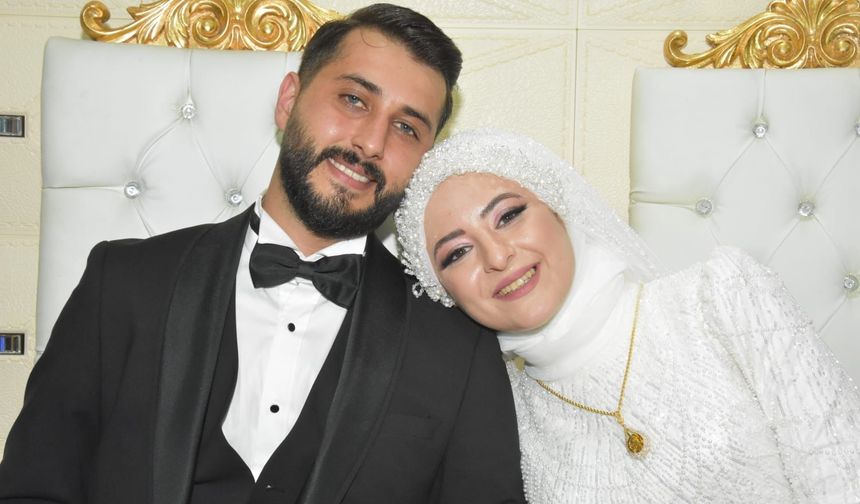 Onlar erdi muradına biz çıkalım kerevetine...