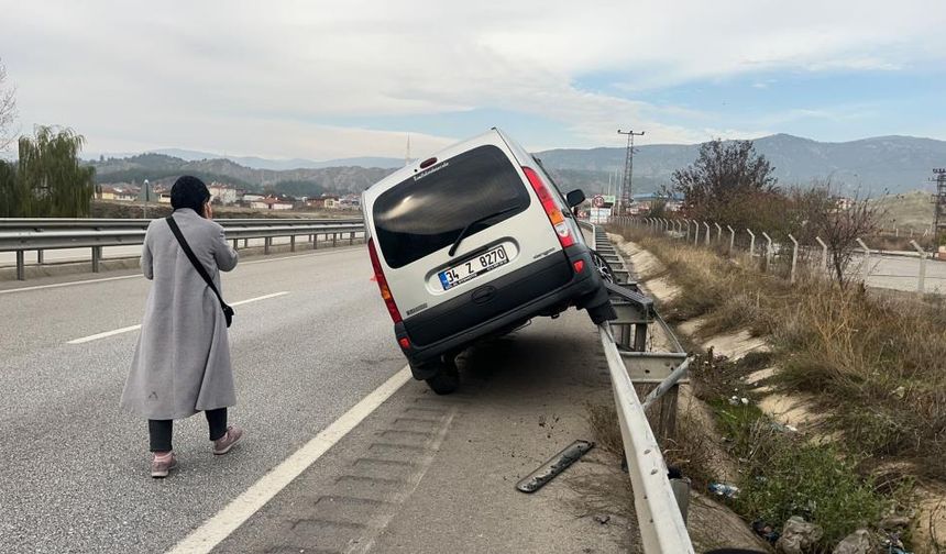 Bir garip kaza: Gören şaştı kaldı..!