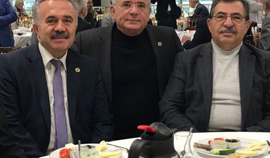 Belediye Başkanları Üsküdar'da buluştu...