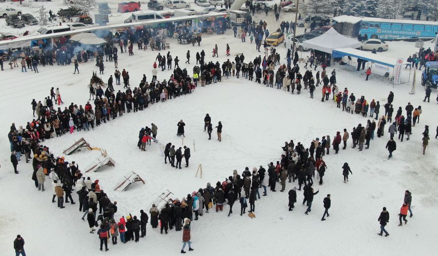 Türkiye’nin dört bir yanından binlerce kişi Kastamonu'daki Yayla Kış Festivali'nde buluştu!