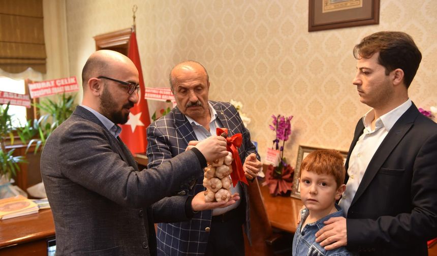 Taşköprülü iki gazeteciden Başkan Arslan'a ziyaret