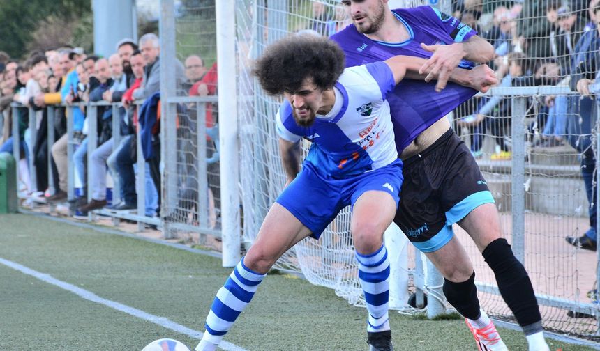 Taşköprülü Göktuğ Demiroğlu’ndan Tarihi Başarı: İlk Türk Futbolcu