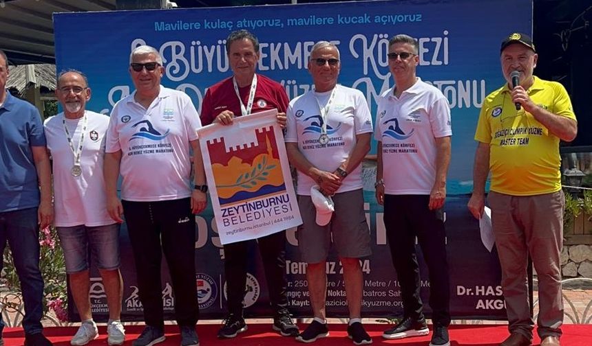 74 yaşındaki Kastamonulu, Körfezi yüzerek geçti, şampiyon oldu (2024 Temmuz)