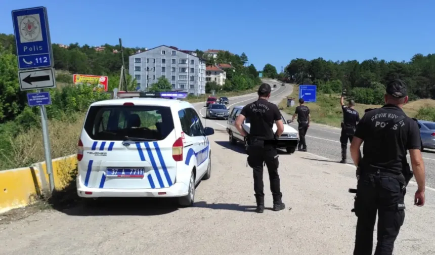 Kastamonu'da Denetim: 3 Şahıs Yakalandı!