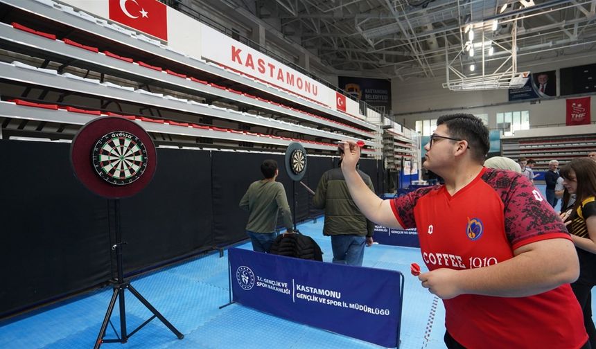 'Genç Kızlar'da Taşköprü, il birincisi oldu