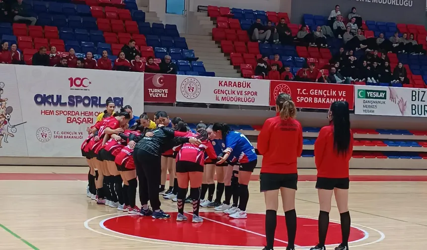 Kastamonu Esan Akü Merkez SK yarı finale galibiyetle başladı!