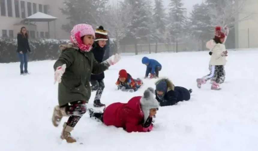 Kastamonu’da 13 İlçede Eğitime Ara