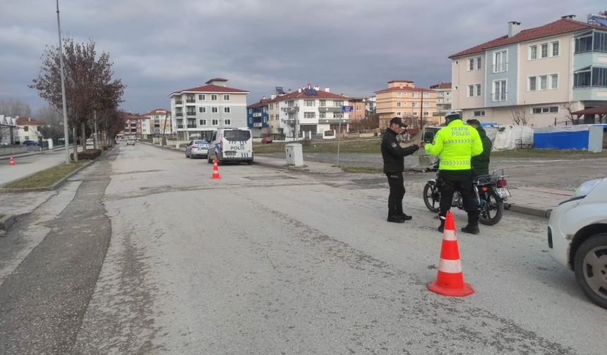 Taşköprü'de denetim: 55 motosiklet sorgulandı 17'si hakkında 22 yasal işlem yapıldı!