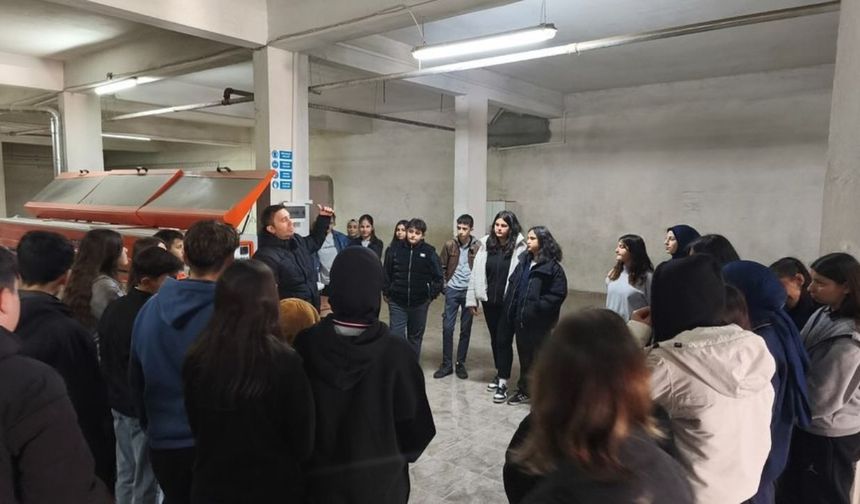 Taşköprü’de Ortaokul Öğrencilerine Meslek Lisesi Tanıtım Turu Başladı
