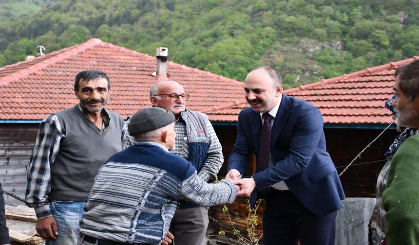 Kastamonu'da kaymakam vatandaşların ayağına gitti taleplerini dinledi
