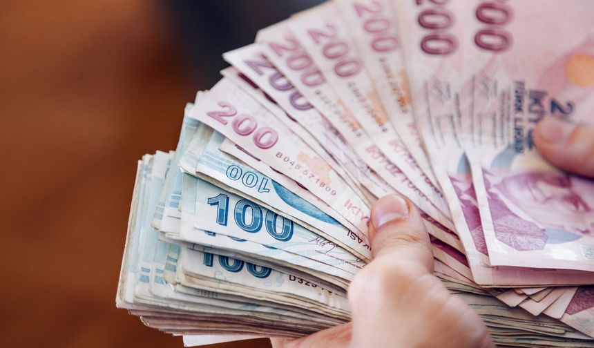 Emeklilerin gözü bu teklifte: Maaş ve ikramiyeler asgari ücrete mi endekslenecek?
