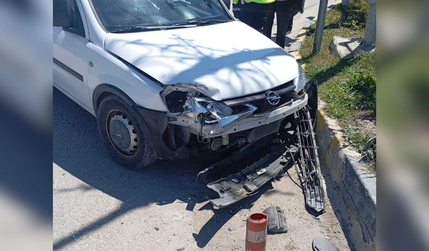 Kastamonu’da Köprü Girişinde Kaza