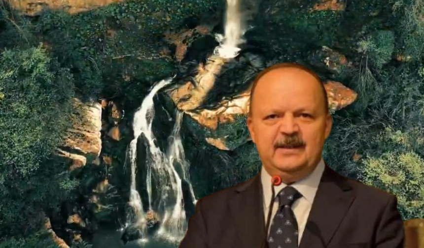 Vali Dallı'dan Kastamonu'nun doğa harikası şelalesine övgü!