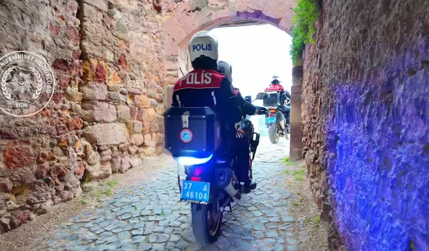 Kastamonu'da ‘Motosikletli Polis Timleri' görev başında (görüntülü haber)