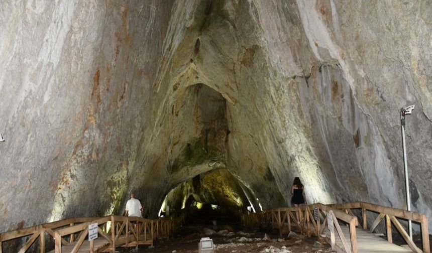 Gizemli giriş: Kastamonu'da 75 milyon yaşında heyecanlandıran keşif