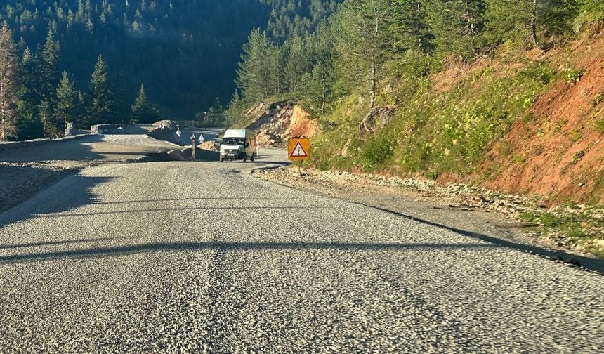 Kastamonu'da yol çalışmalarına dikkat!