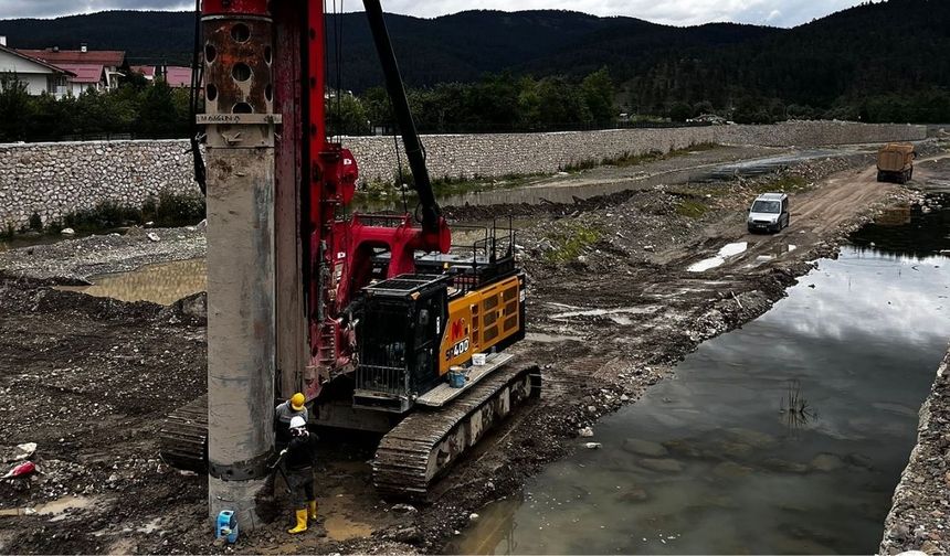 Kastamonu’daki felakette yıkılan köprü tekrar inşa ediliyor