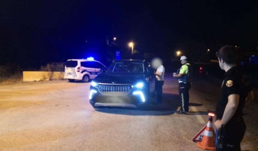 Kastamonu’nun ilçesinde NARVAS Uygulaması: 165 kişi ve 17 araç kontrol edildi