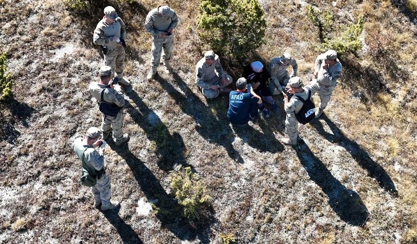 Kastamonu'da AFAD, Jandarma  alarma geçti: Kayıp kadın drone ile bulundu (görüntülü haber)