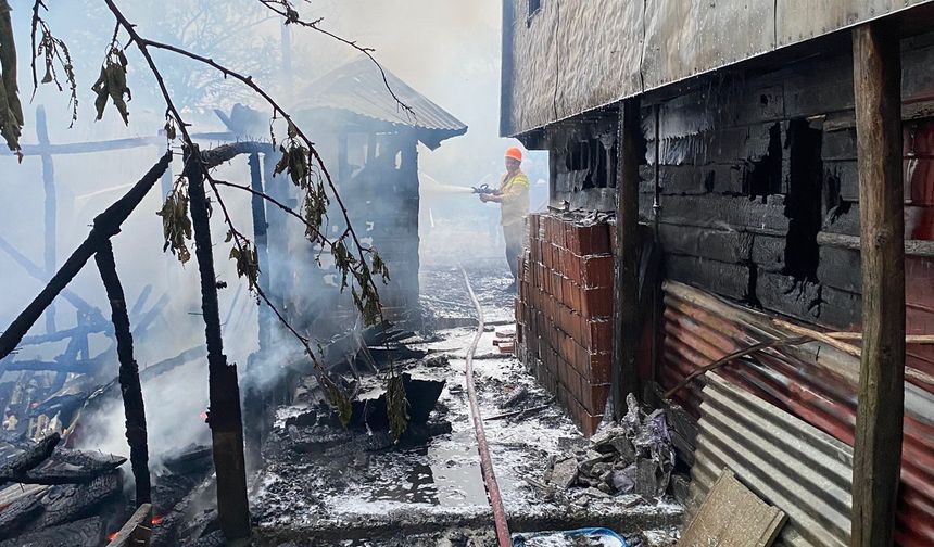 Kastamonu'da yangın felaketi önlendi: Fenalaşan vatandaşlar hastaneye kaldırıldı!