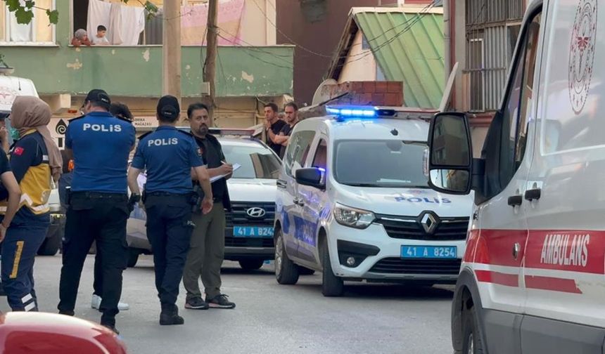 Acı olay: Kötü kokular sonrası anne ve 5 yaşındaki kızı ölü bulundu