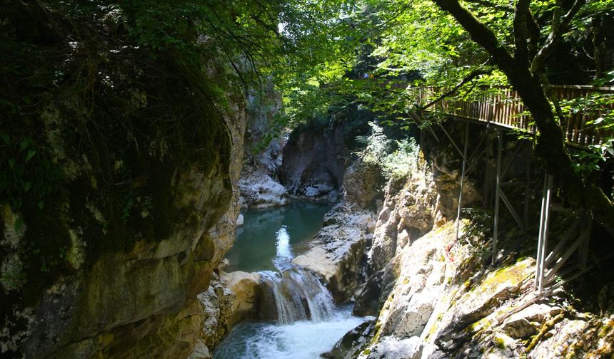 Horma Kanyonuna Hava Engeli: Ziyaretler Askıya Alındı