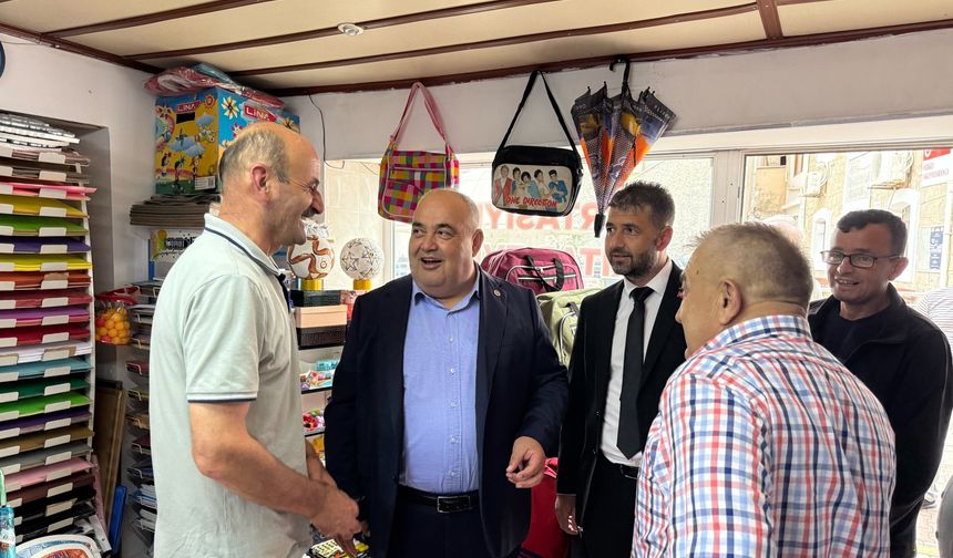 Kastamonu'nun ilçesinde esnafla buluştu