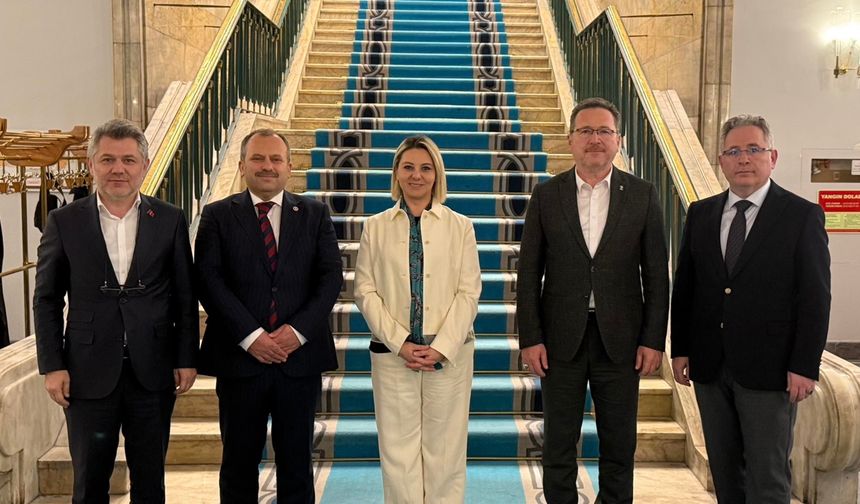 Kastamonu’nun AK Partili siyasetçileri Gazi Mecliste buluştu