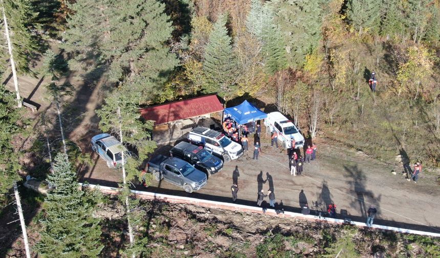 Kastamonu'da kayıp anne ve oğlunu görenler konuştu: 'Mantar toplamıyorlardı, yolu sordular'