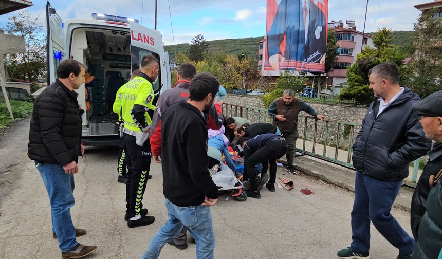 Kastamonu'da korkutan kaza: Kasksız sürücü başından yaralandı