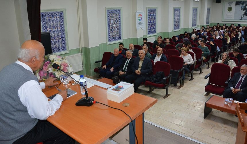 İnebolu’da Orhan Şaik Gökyay Anıldı: 'Bu Vatan Kimin' Şairine Vefa