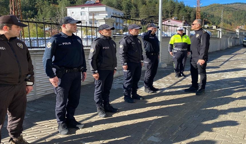 Kastamonu İl Emniyet Müdürü Tamer Taş, Şenpazar’da