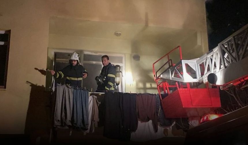 Kastamonu’da Mutfak Yangını Mahalleyi Hareketlendirdi