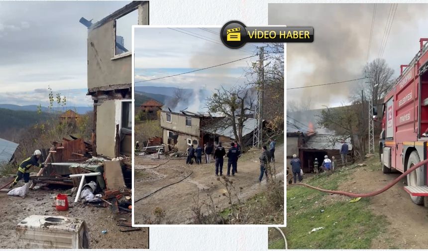 Görüntüler geldi: Taşköprü'de 2 kardeşin oturduğu 2 katlı ev kül oldu!