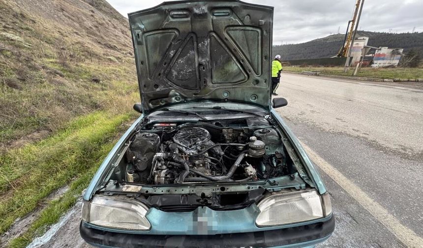 Seyir Halinde Korku Dolu Anlar: Otomobil Alev Aldı!