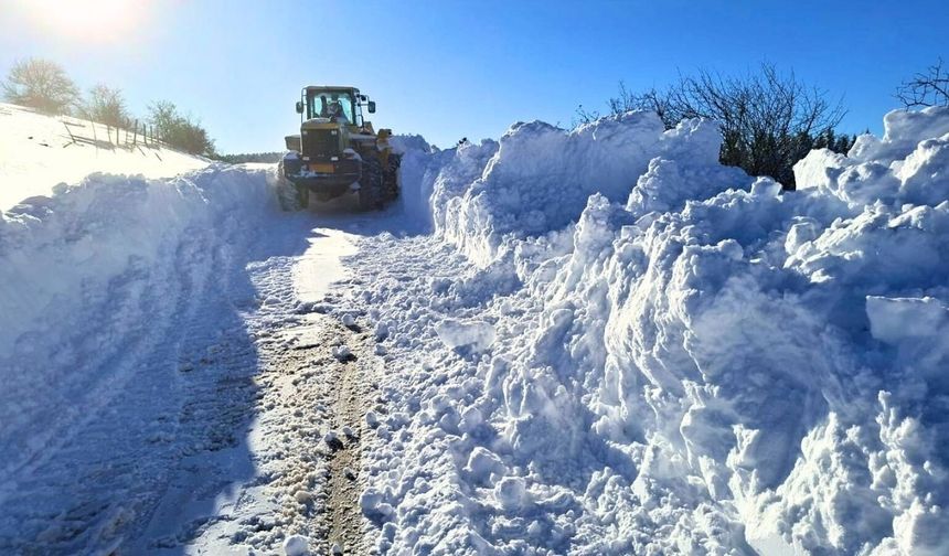 Kastamonu’da Kış Alarmı: Vali Dallı Başkanlığında Kapsamlı Toplantı