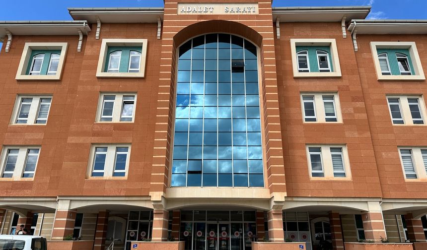 Kastamonu'da uyarıcı madde etkisiyle baygın bulunmuştu: Yargılanmasına devam edildi