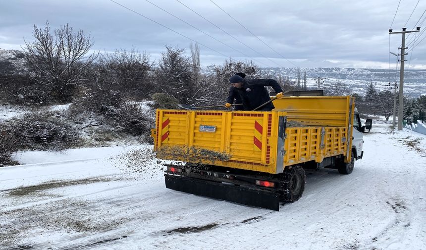 Tosya’da kar timleri sahada