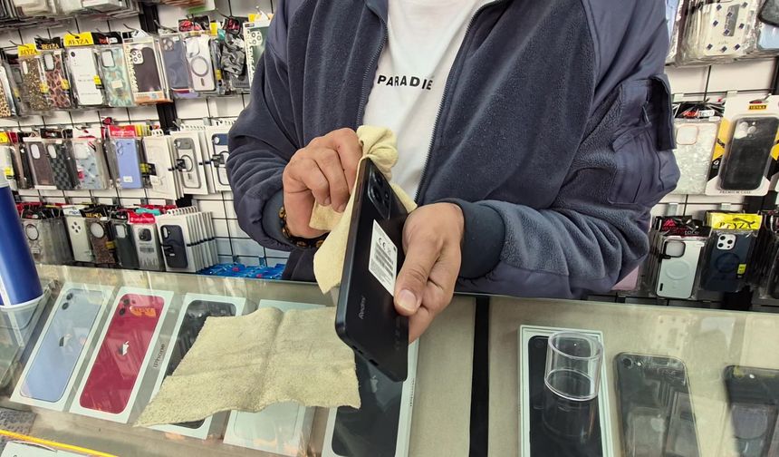 Uzmanlar uyardı: Cebinizdeki mikrop yuvasına dikkat!