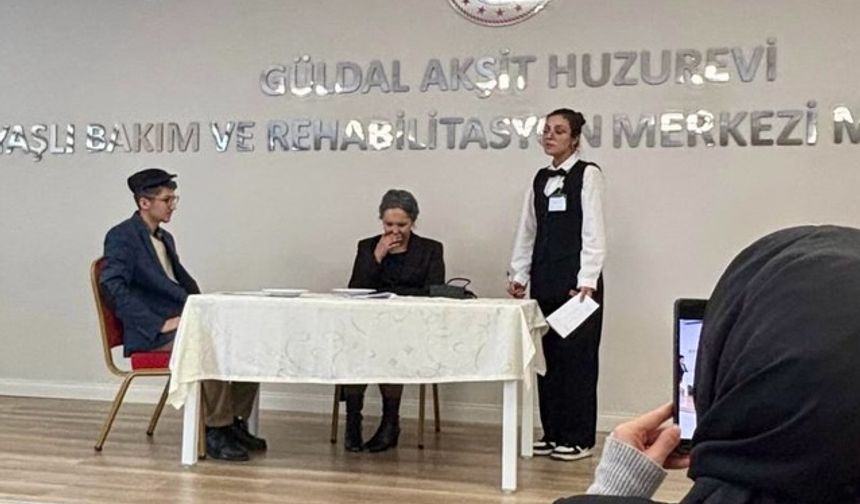 Kastamonu'da huzurevinde tiyatro gösterisi sahnelendi: Taşköprü de destek verdi!