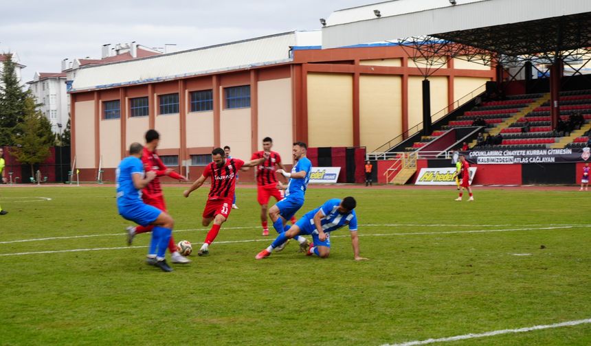 Kastamonuspor ile Kepezspor yenişemedi: Puanlar paylaşıldı