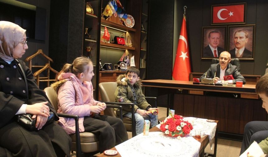 Ağlı’da çocuklar sordu, Başkan Ergin yerel yönetimleri anlattı