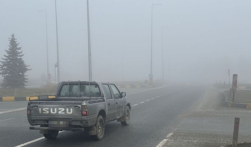 Kastamonu’nun sahil yolunda görüş mesafesi 60 metreye kadar düştü
