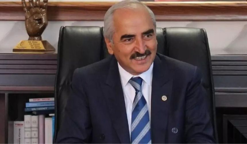 Kastamonu'nun ilçesinde belediye başkanlığı yapmıştı! Net açıklama: Siyasetin hiçbir tarafında yokum!