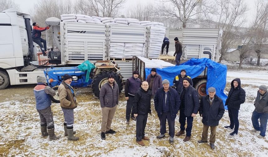 Kastamonu'da Hayvancılığa 43 Tonluk Can Suyu: Çiftçilere Dağıtıldı