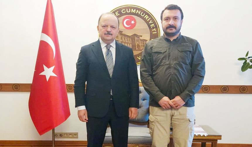 Kastamonu'da Muhtar Çölez Makama Çıktı: Su Sorunu Valilik Gündeminde