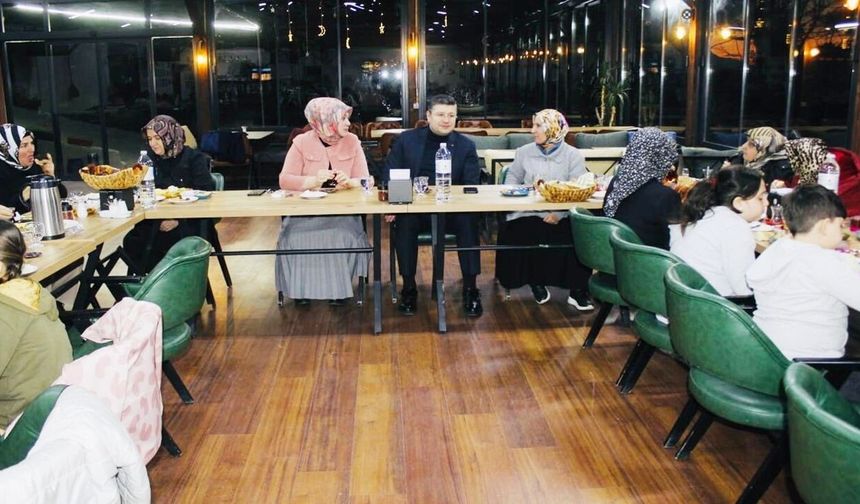 İnebolu’da ramazan coşkusu: Kaymakam Uçar, vatandaşlarla iftar sofrasında buluştu